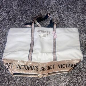 Victoria’s Secret tote bag